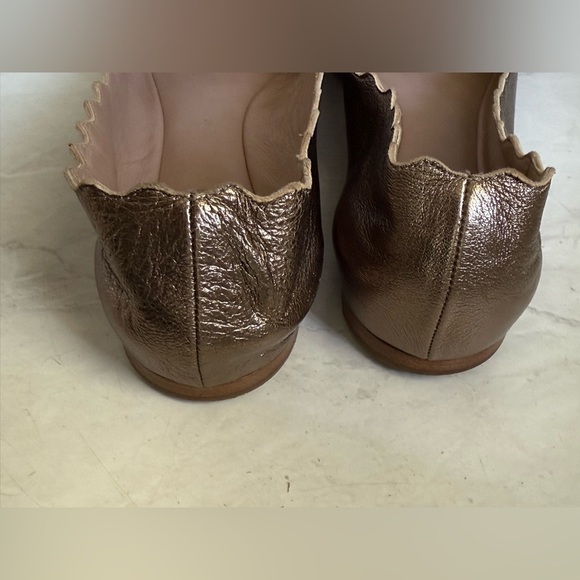 CHLOÈ Lauren Scalloped Leather Ballet Flats - Picture 9 of 12